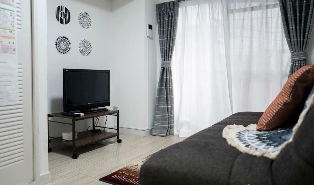 Shinkoiwa Colorbee Hostel 5 Токіо Екстер'єр фото